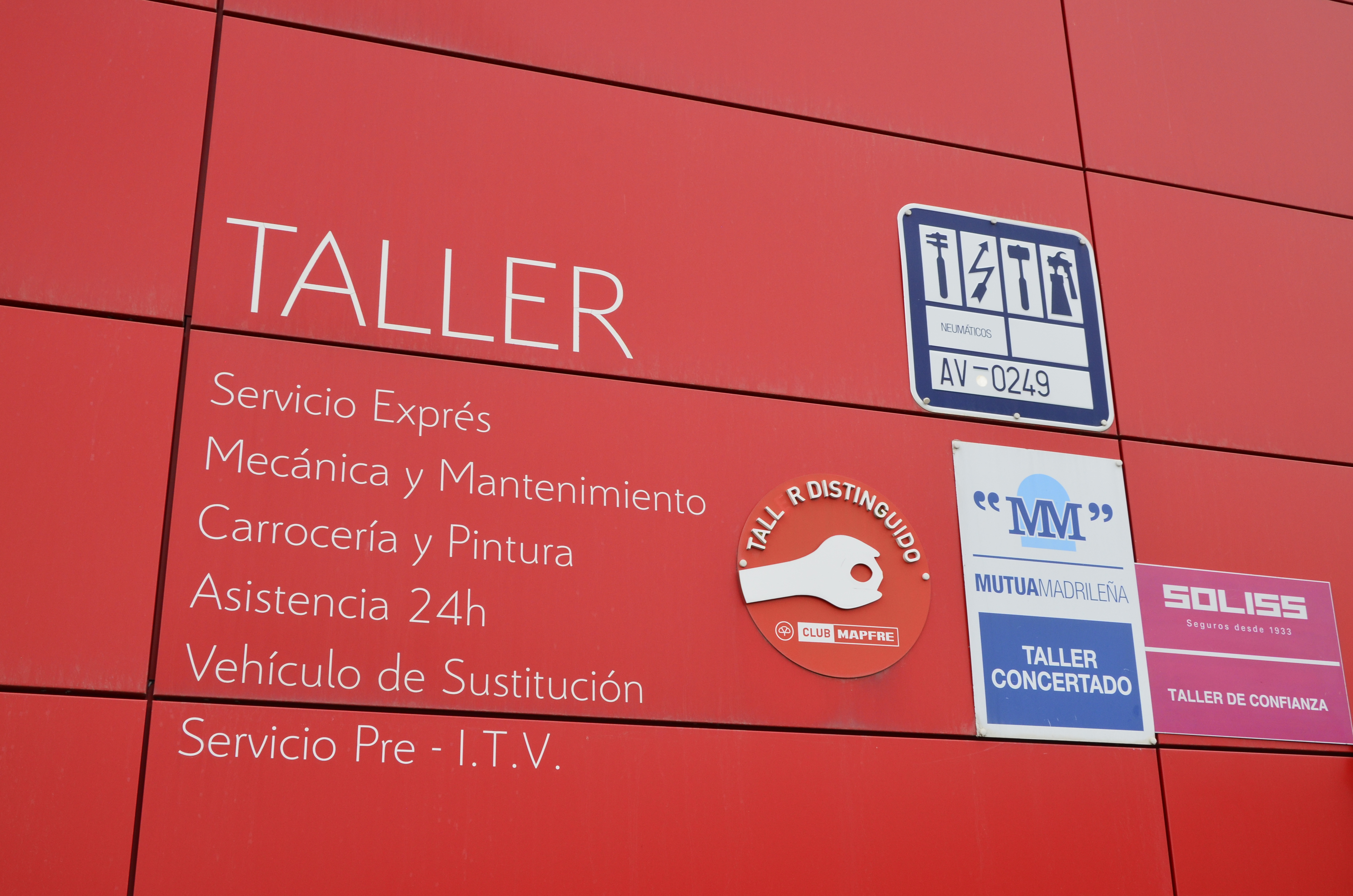 Taller mecánico Autos Garro en Candeleda